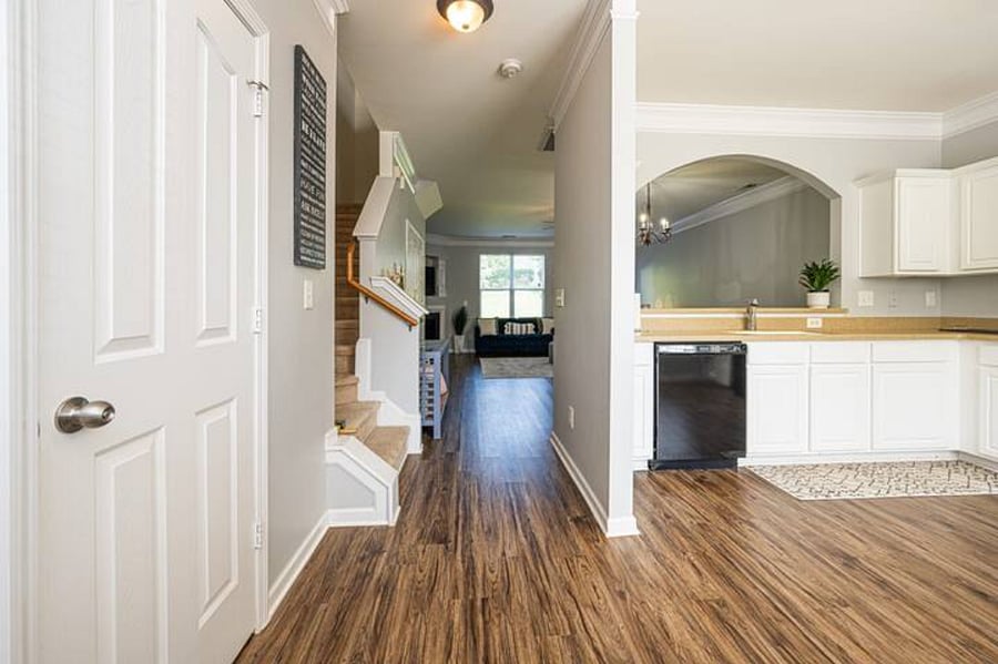Furnished Finder property 585176_1 photo 3