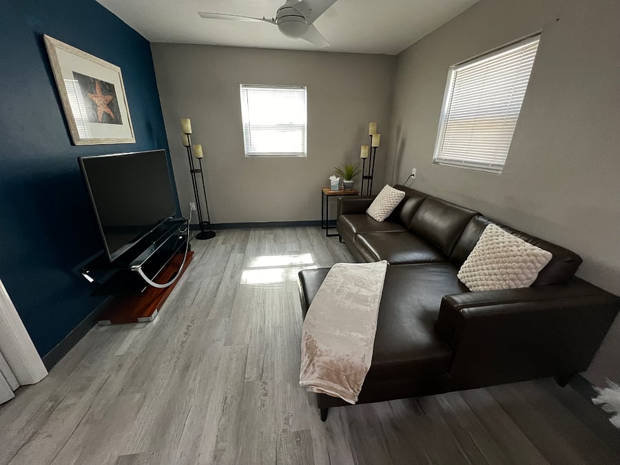 Furnished Finder property 585184_1 photo 16