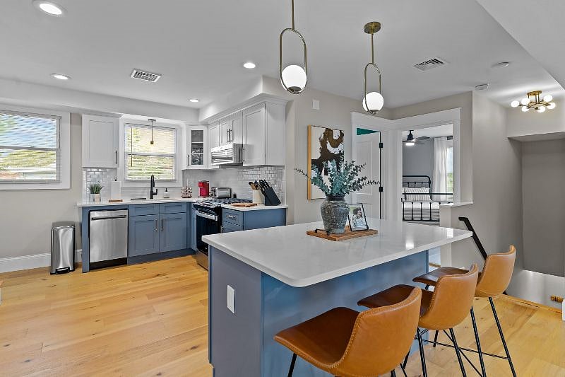 Furnished Finder property 585201_1 photo 10