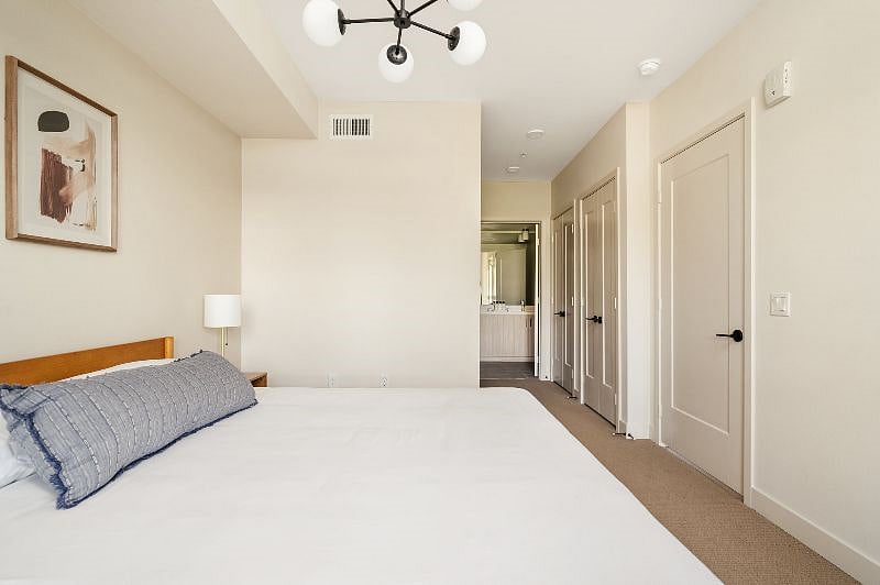 Furnished Finder property 585265_1 photo 9