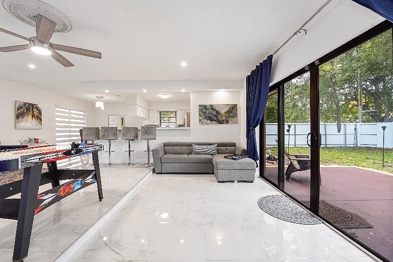 Furnished Finder property 585274_1 photo 3