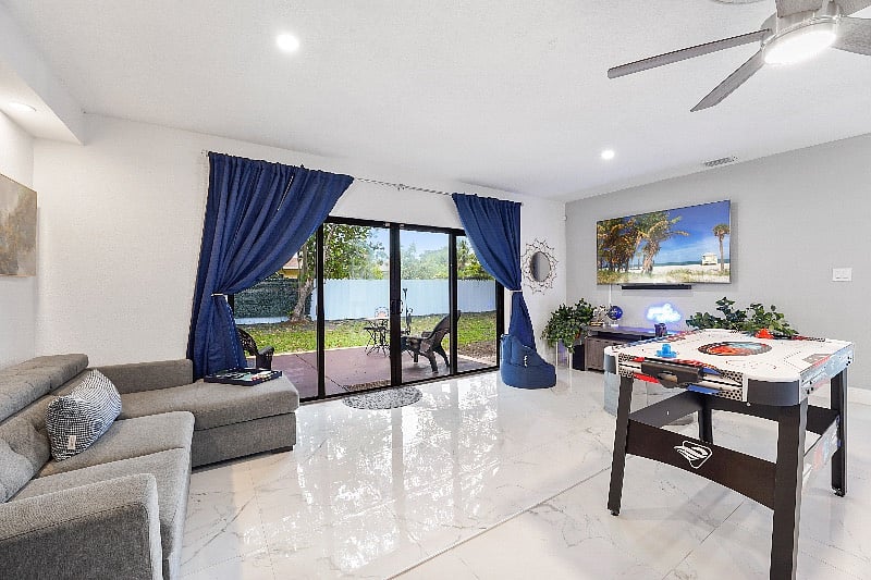 Furnished Finder property 585274_1 photo 14