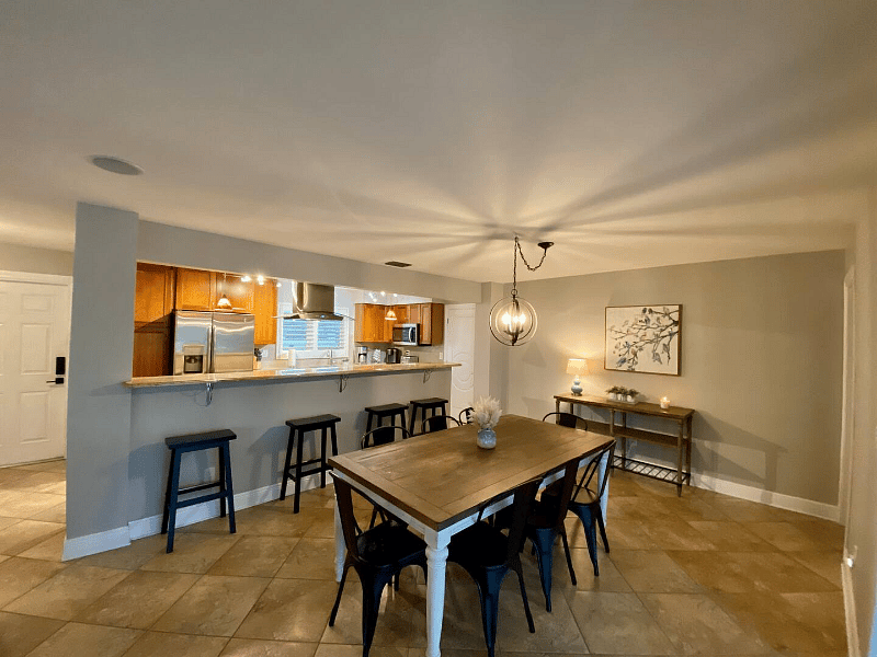 Furnished Finder property 585285_1 photo 17