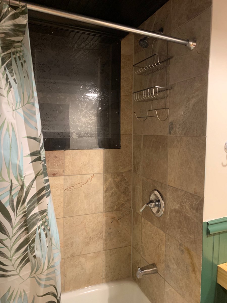 Furnished Finder property 585300_1 photo 17