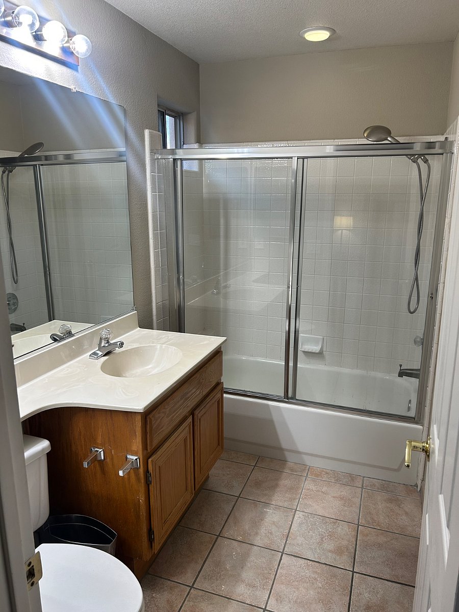 Bedroom #1 private bathroom $1400