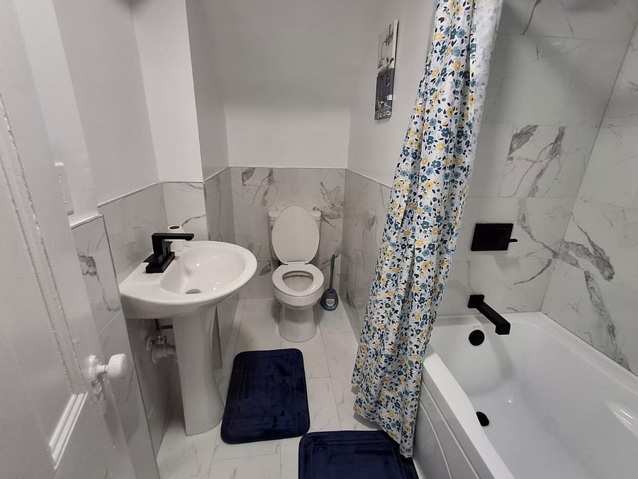 Furnished Finder property 585338_1 photo 3