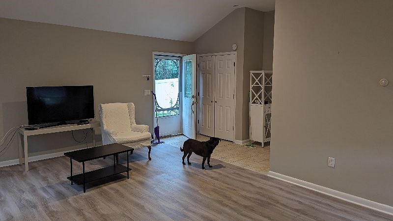 Furnished Finder property 585340_1 photo 23