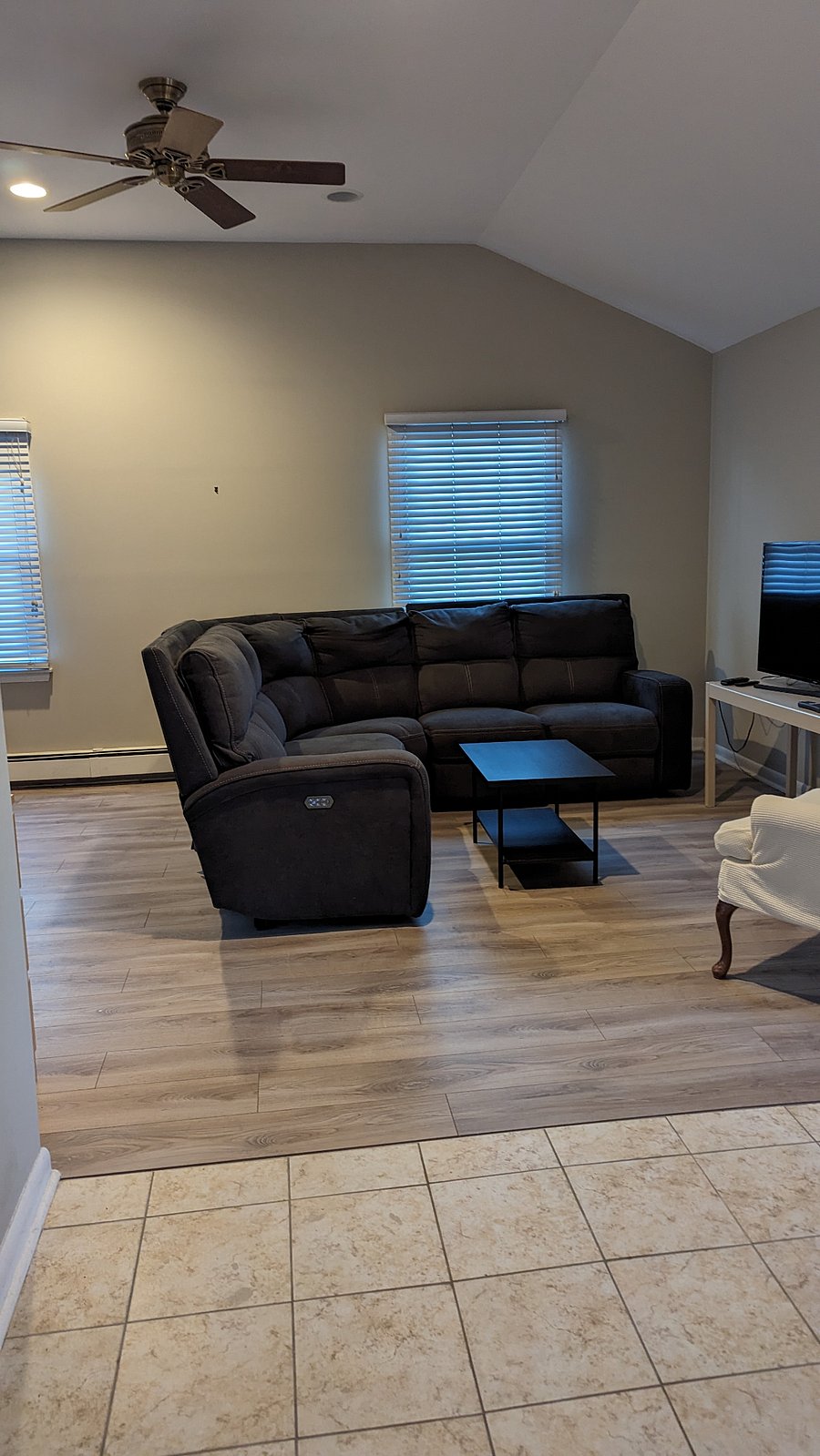 Furnished Finder property 585340_1 photo 25