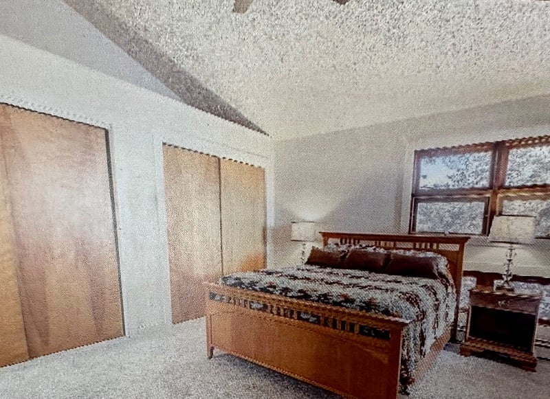 Main floor master with queen bed