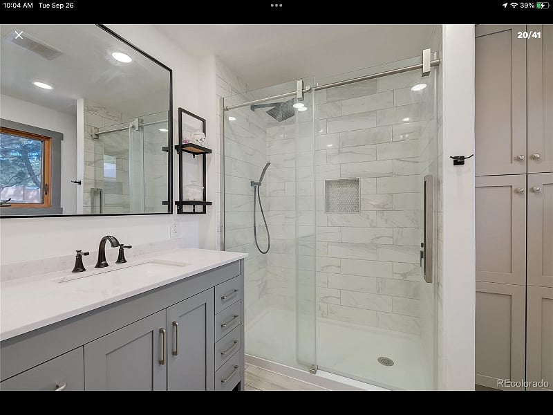 Master bath with rain head shower & heated floors!