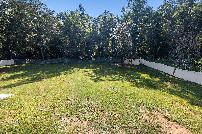 Furnished Finder property 585372_1 photo 22
