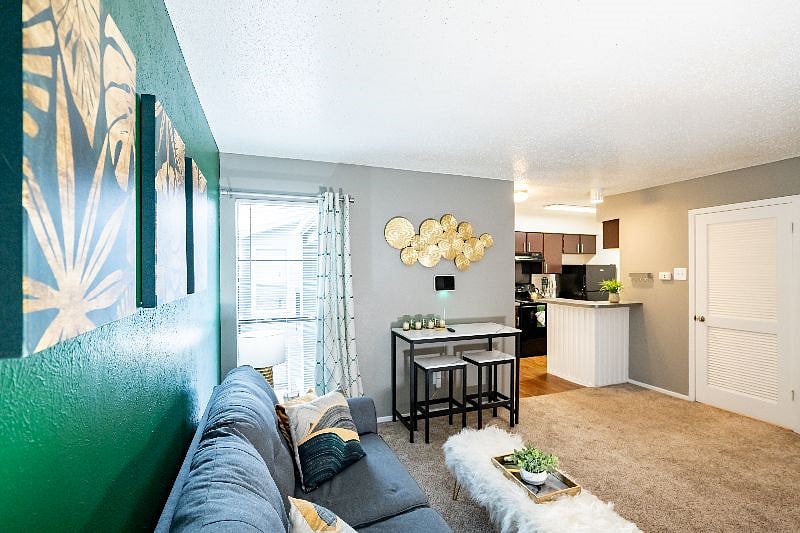 Furnished Finder property 585375_1 photo 16