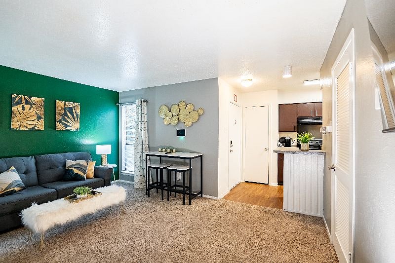 Furnished Finder property 585375_1 photo 13