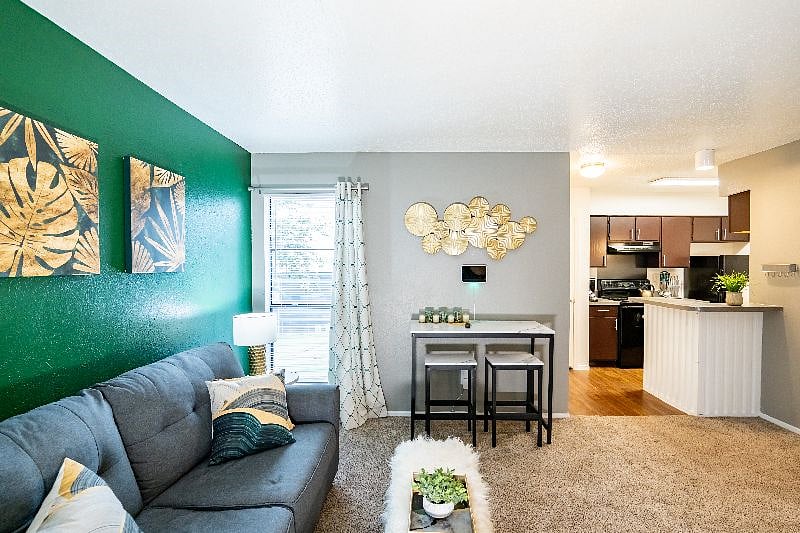 Furnished Finder property 585375_1 photo 15