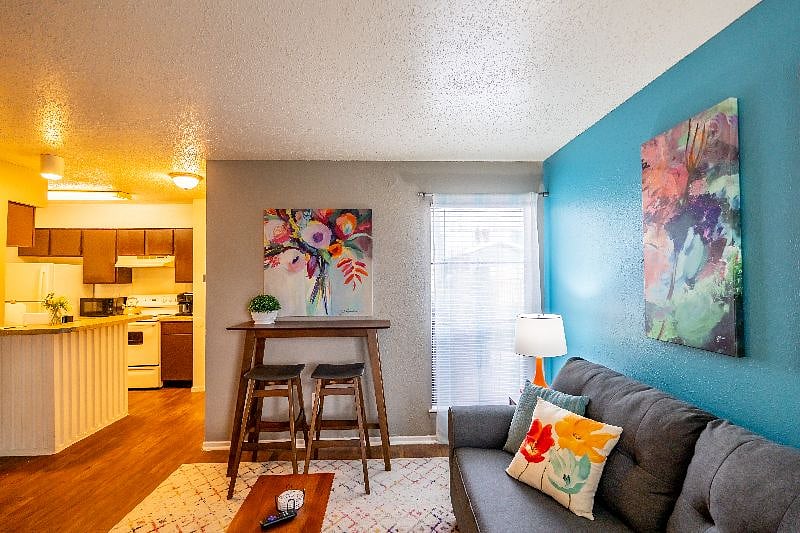 Furnished Finder property 585375_2 photo 14
