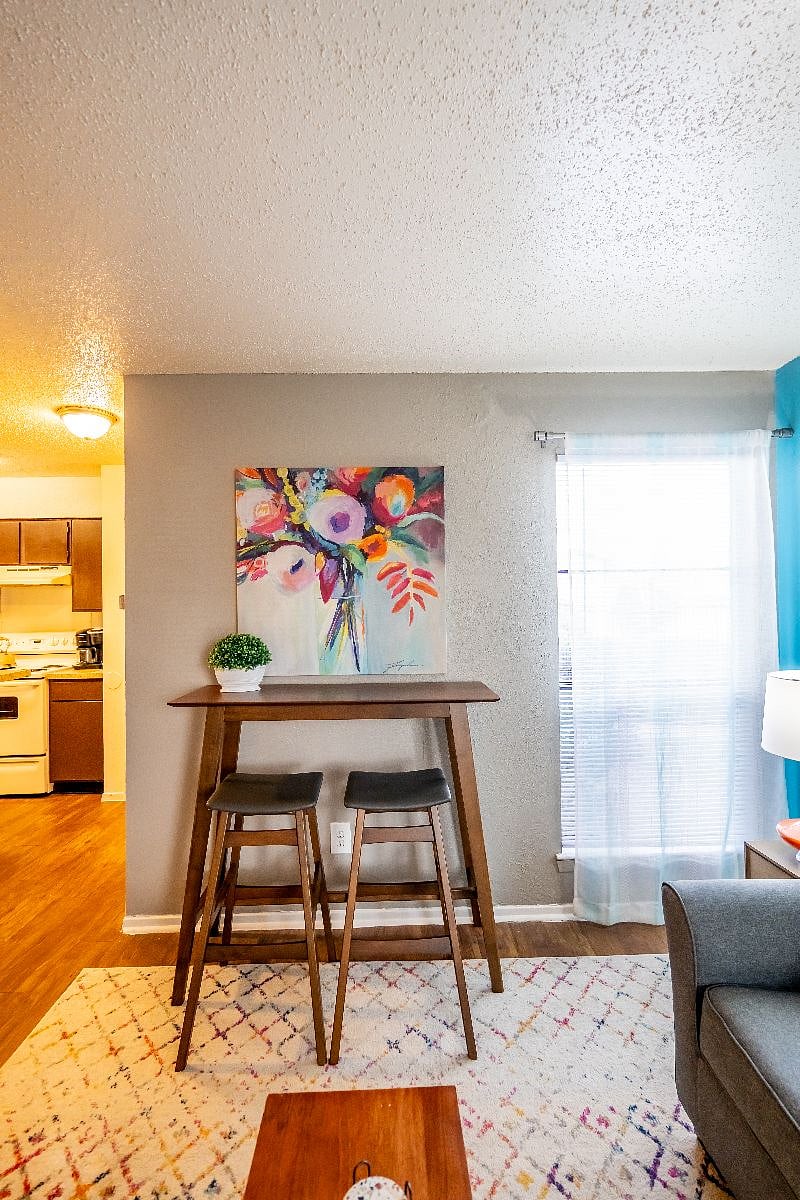 Furnished Finder property 585375_2 photo 15
