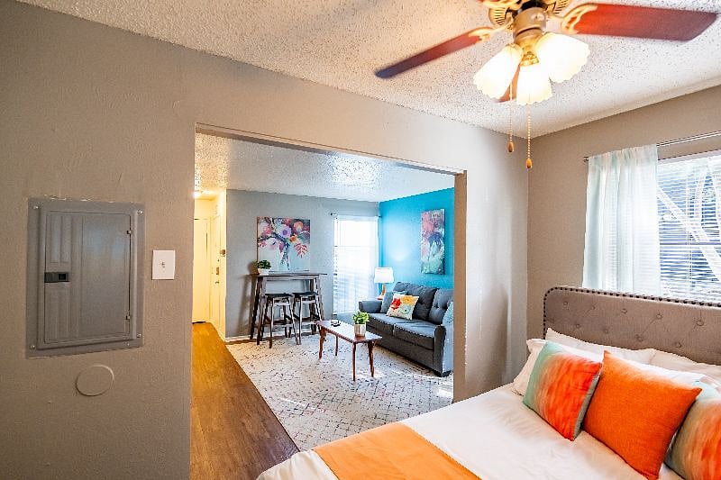 Furnished Finder property 585375_2 photo 11