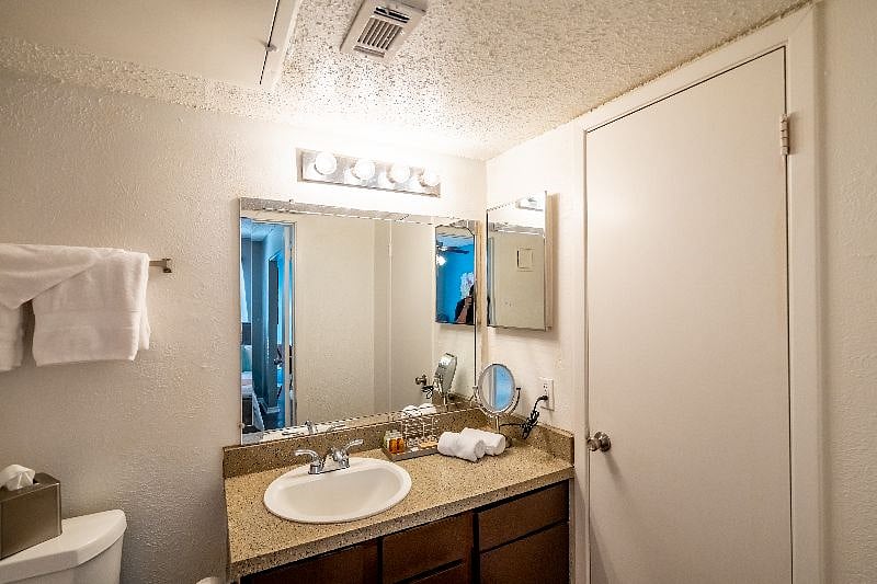 Furnished Finder property 585375_2 photo 29