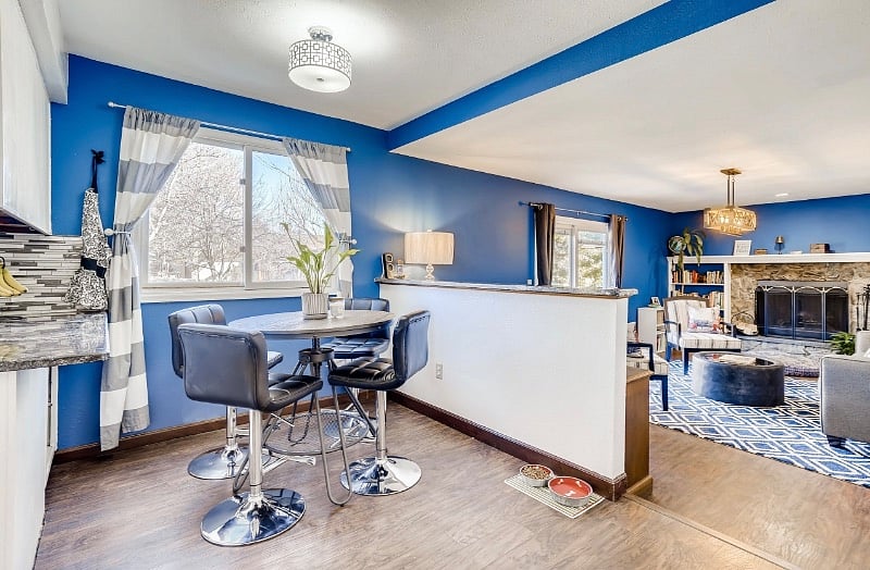 Main floor  Breakfast nook
