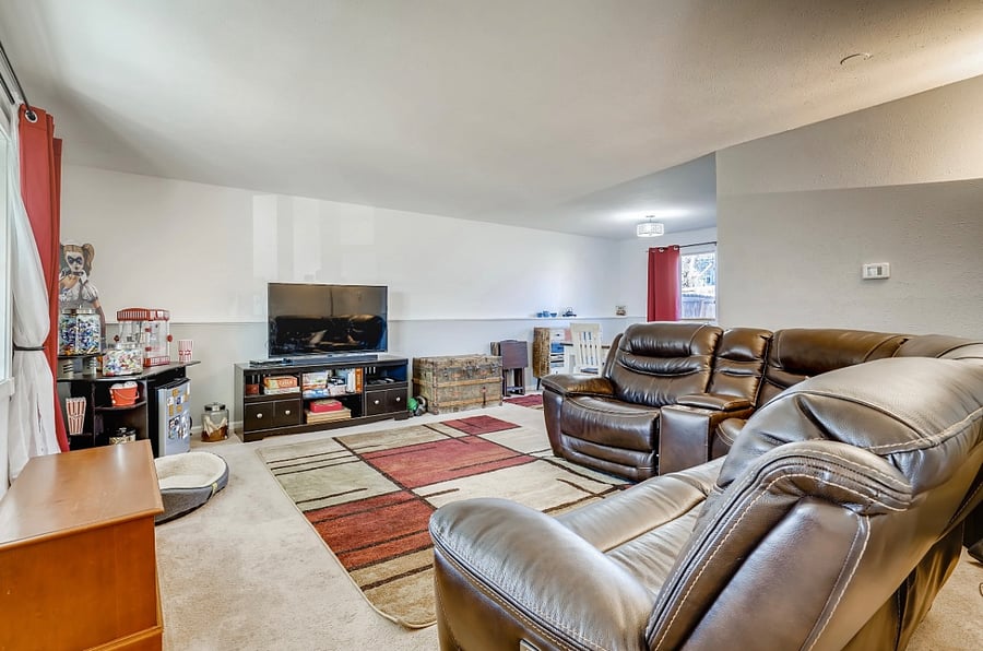 Main floor - Living room