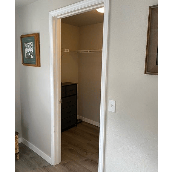 Furnished Finder property 585386_1 photo 8