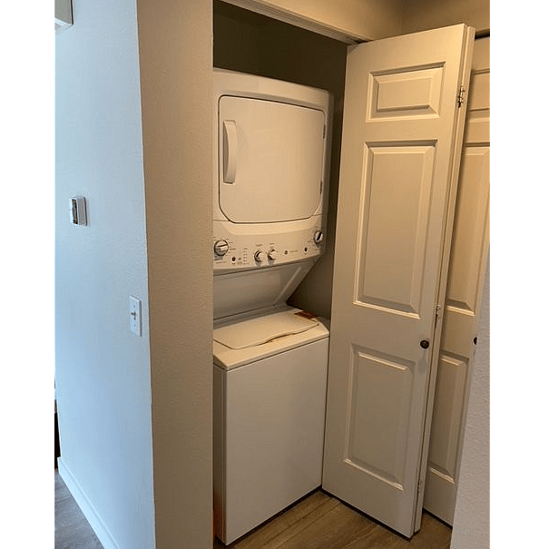 Furnished Finder property 585386_1 photo 11