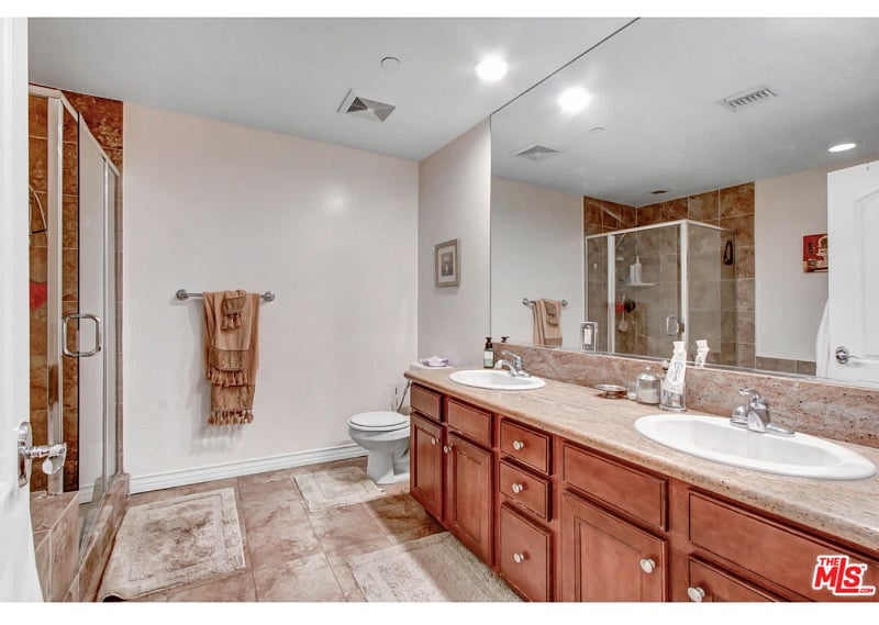 Furnished Finder property 585435_1 photo 8
