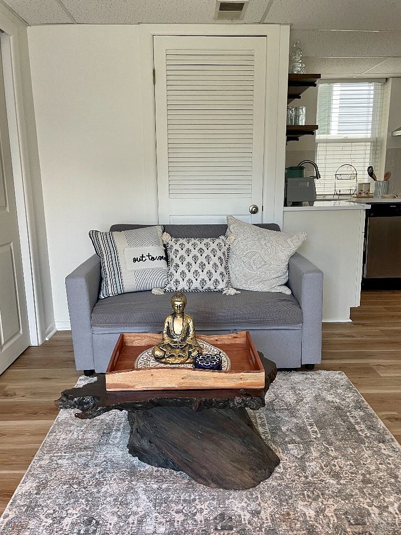 Furnished Finder property 585467_1 photo 3