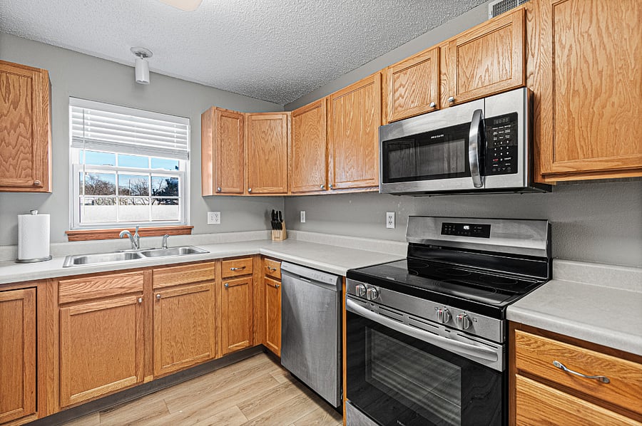 Furnished Finder property 585482_1 photo 8
