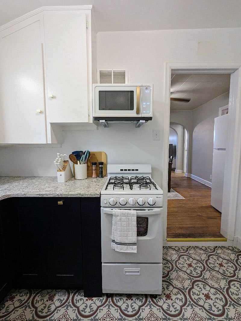 Furnished Finder property 585494_1 photo 5