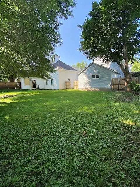 Furnished Finder property 585625_2 photo 8