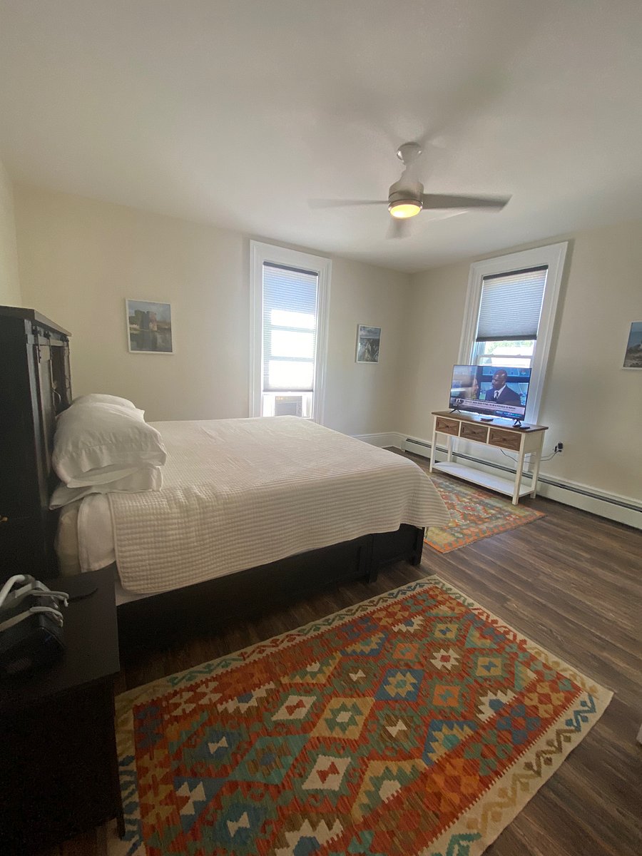 Furnished Finder property 585625_3 photo 10