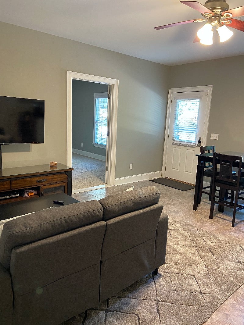 Furnished Finder property 585629_1 photo 5