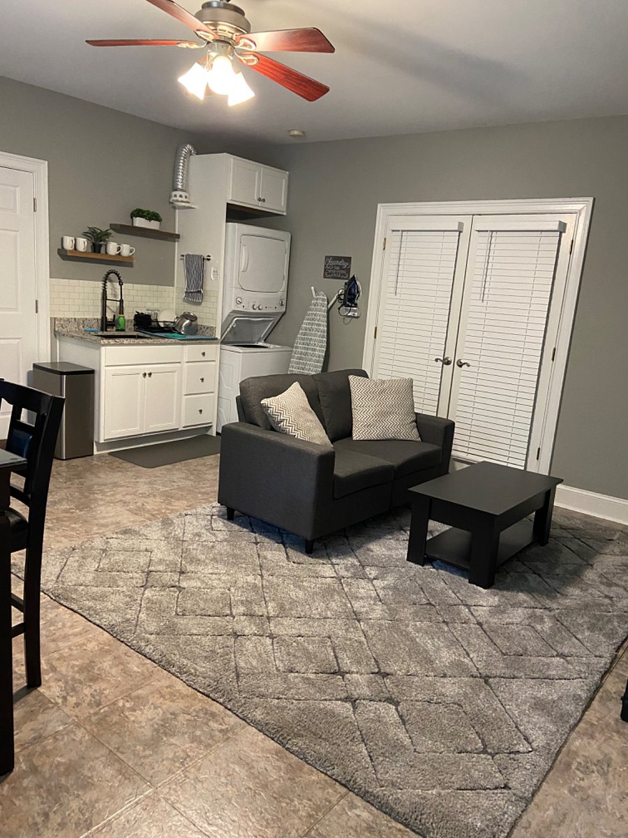 Furnished Finder property 585629_1 photo 4