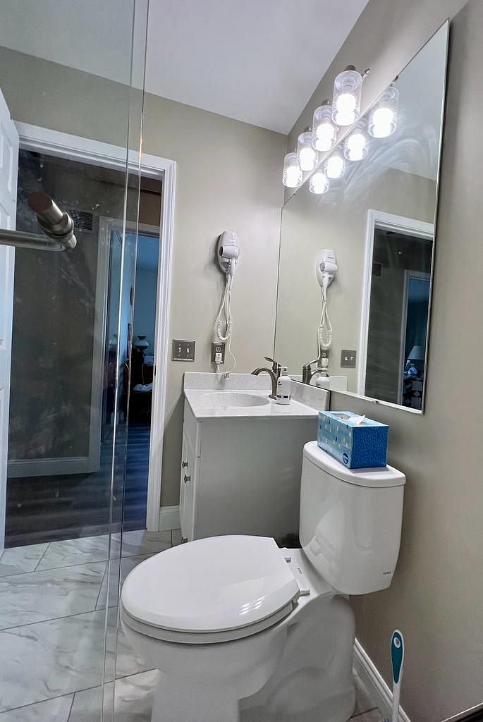 Hallway bath