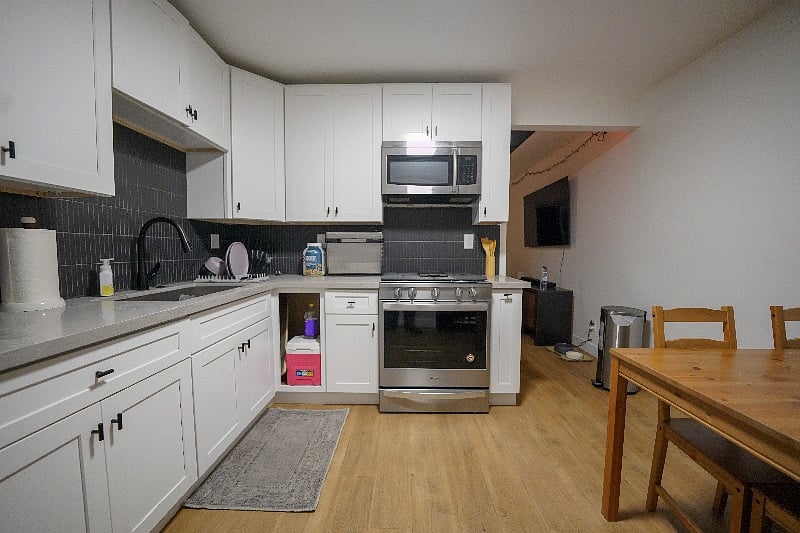 Furnished Finder property 585714_1 photo 6
