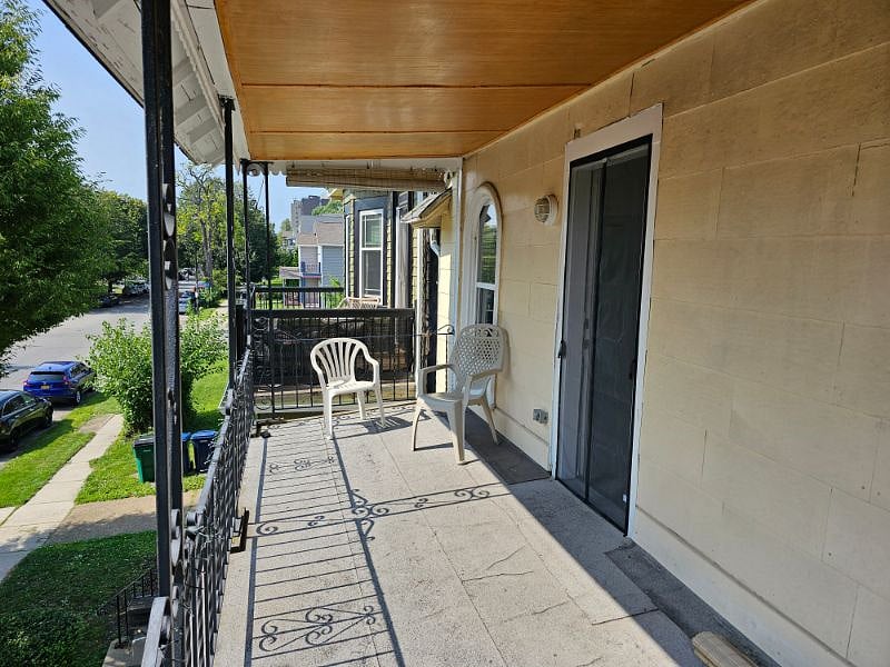 Furnished Finder property 585731_1 photo 3