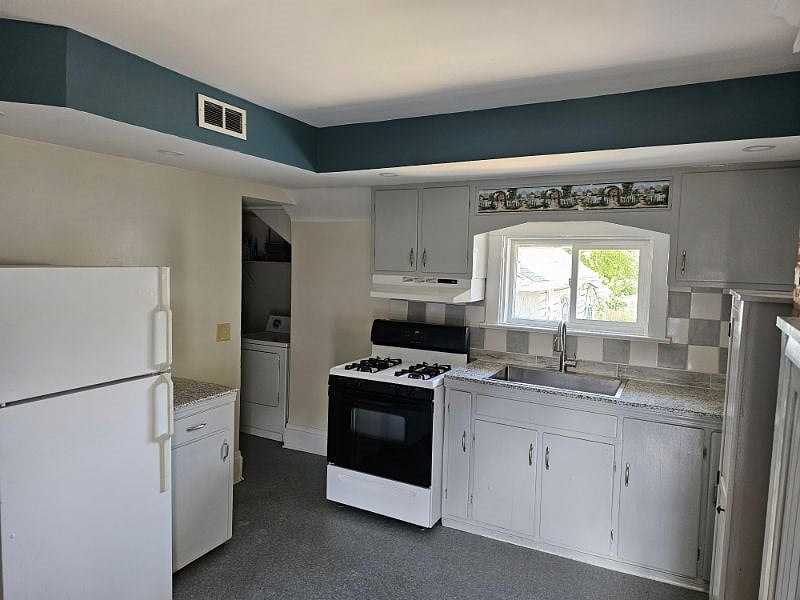Furnished Finder property 585731_1 photo 9