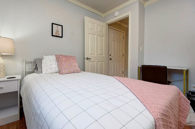 Furnished Finder property 585740_1 photo 11