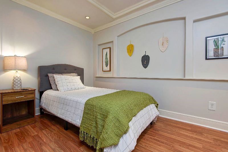 Furnished Finder property 585740_1 photo 12