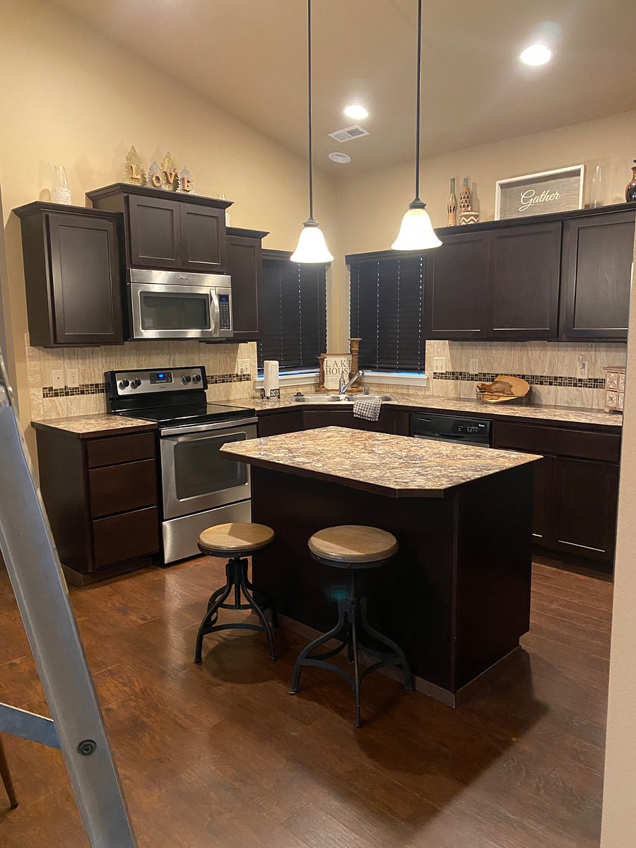 Furnished Finder property 585772_1 photo 12
