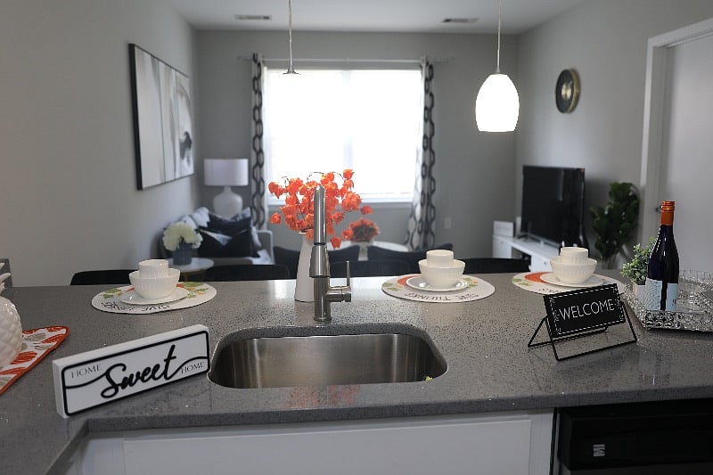 Furnished Finder property 585818_1 photo 3