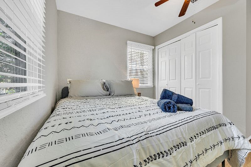 Furnished Finder property 585856_1 photo 17