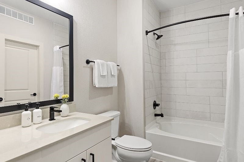 Furnished Finder property 585885_1 photo 16