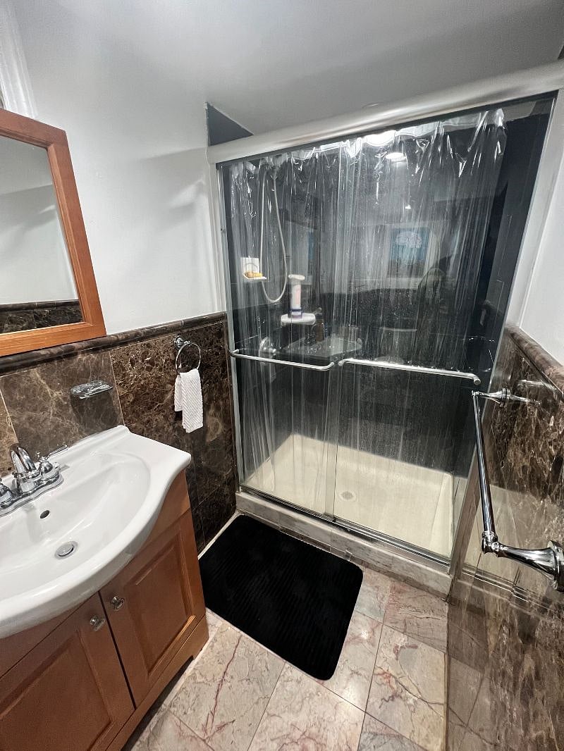 Furnished Finder property 585889_1 photo 8
