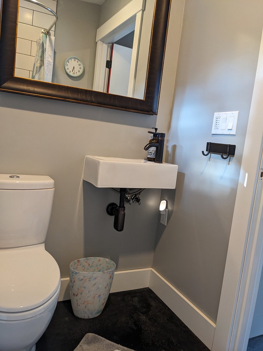 Furnished Finder property 585894_1 photo 8