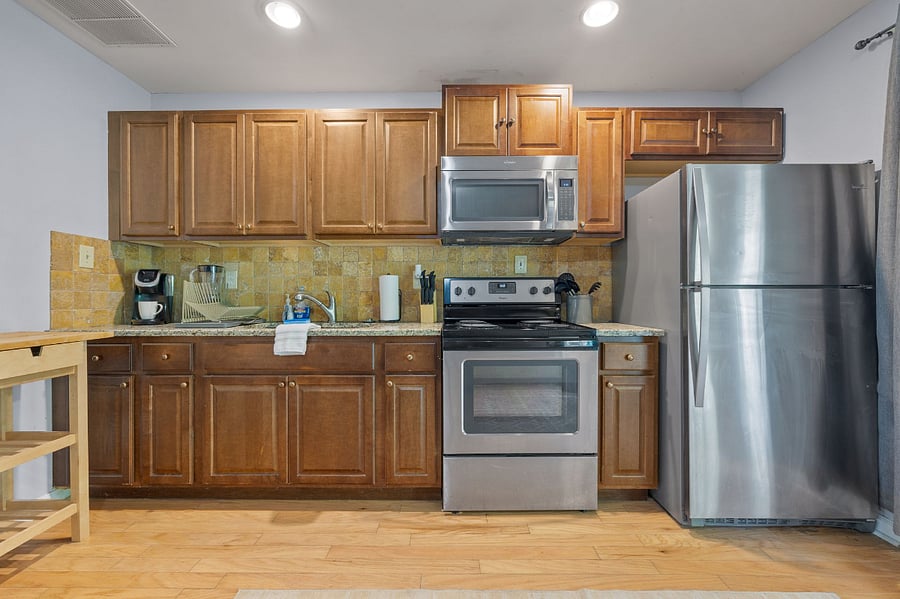 Furnished Finder property 585908_1 photo 3
