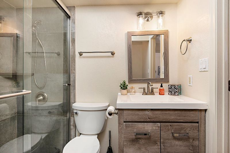 Furnished Finder property 585957_1 photo 10