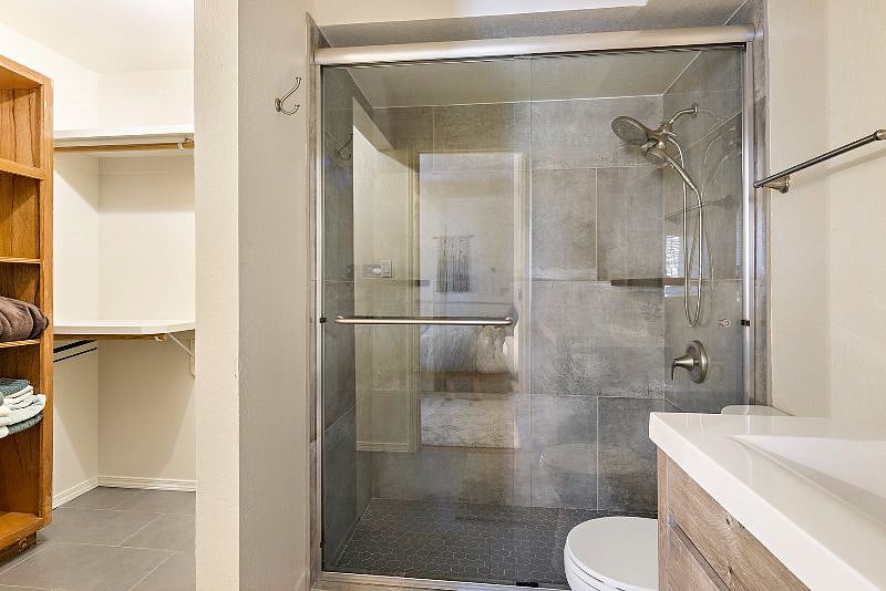 Furnished Finder property 585957_1 photo 12