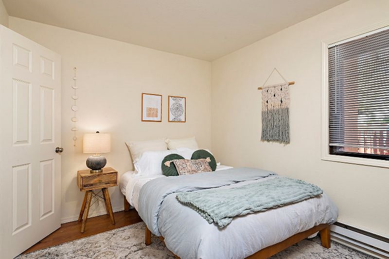 Furnished Finder property 585957_1 photo 9
